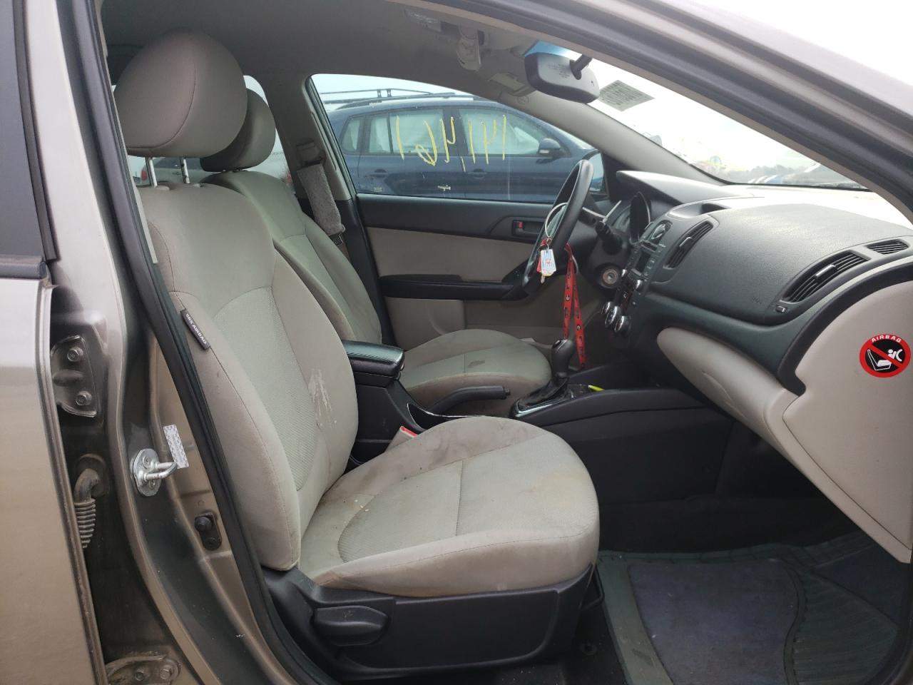 Фото 5 с аукциона – 2012 KIA FORTE EX с VIN KNAFU5A23C5567495