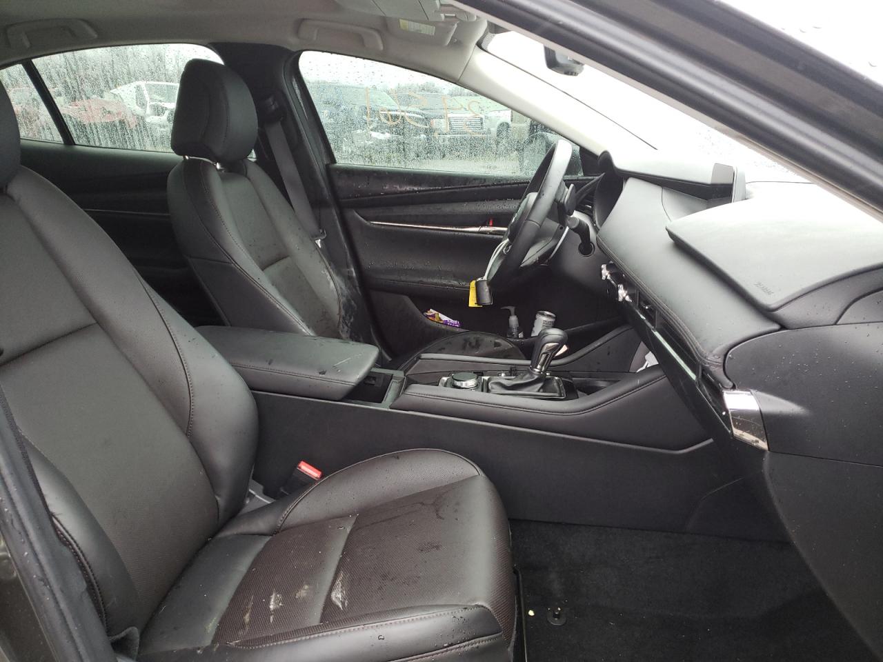 Photo 5 from auction – 2020 MAZDA 3 PREMIUM with VIN 3MZBPAEM8LM135912
