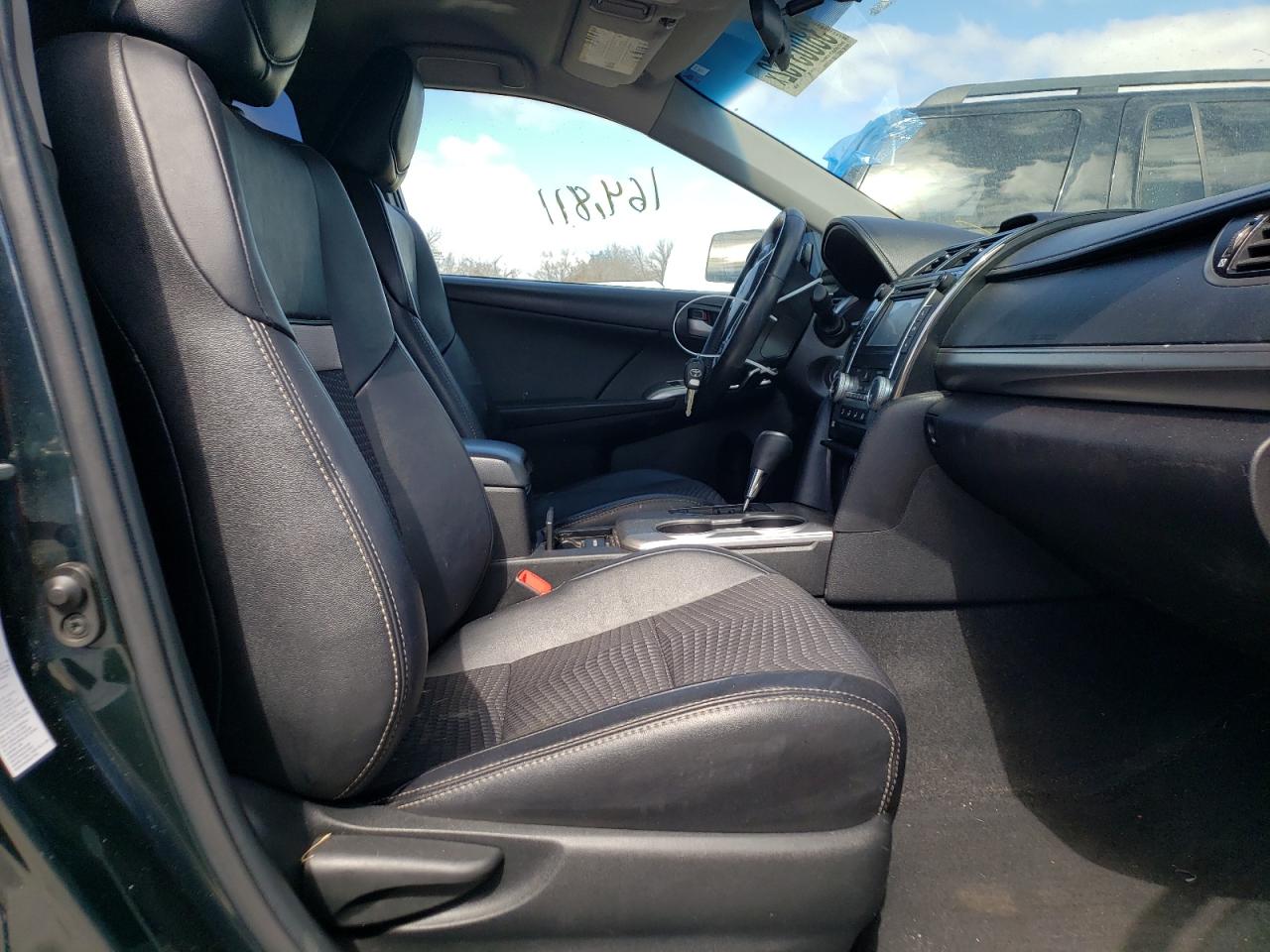 Photo 5 from auction – 2014 TOYOTA CAMRY L with VIN 4T1BF1FK6EU332672