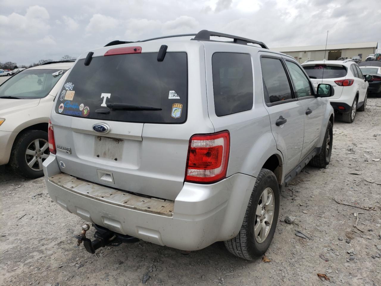 Photo 4 from auction – 2011 FORD ESCAPE XLT with VIN 1FMCU0D72BKC27881