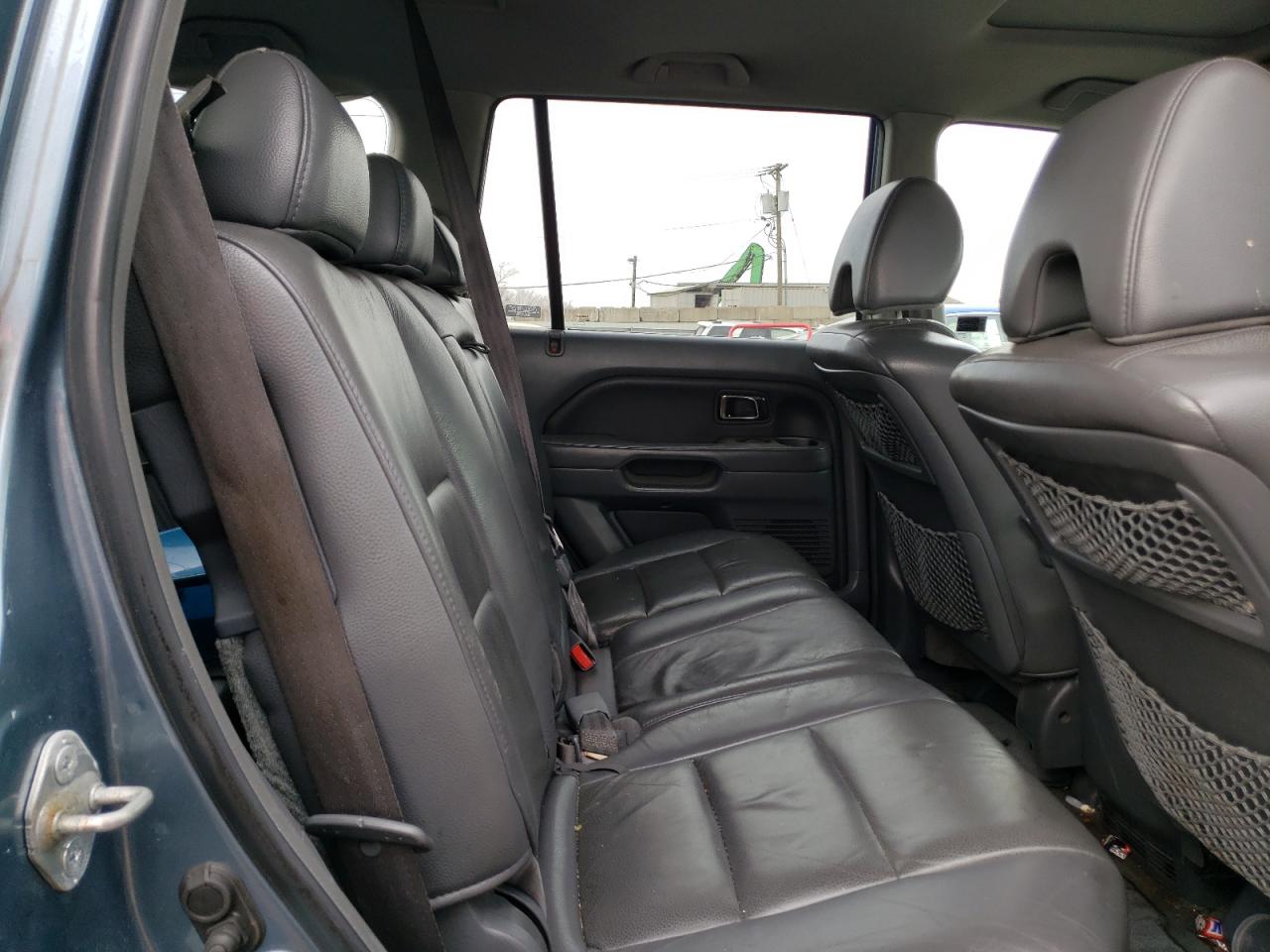 Photo 6 from auction – 2006 HONDA PILOT EX with VIN 2HKYF18546H553799