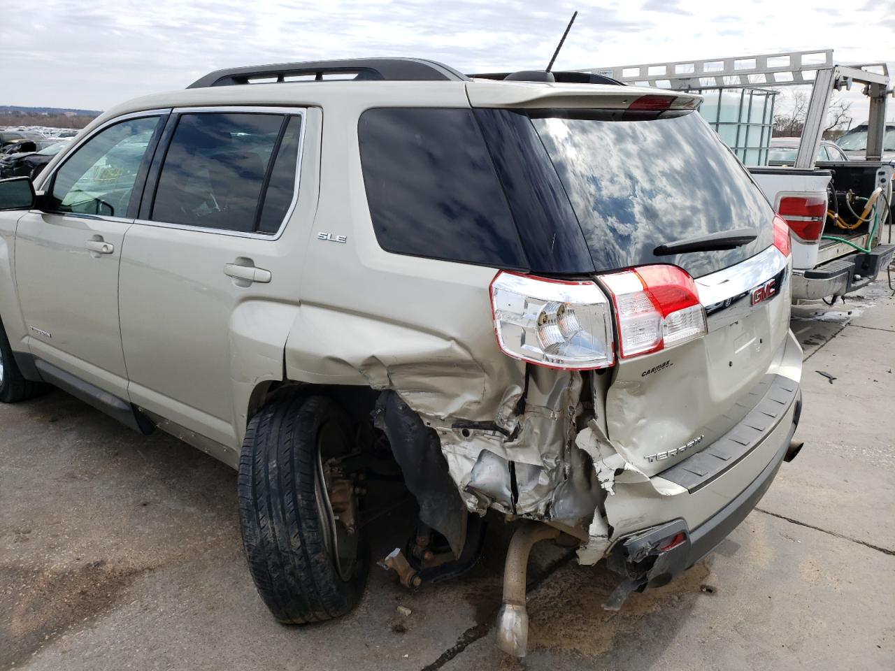 Photo 9 from auction – 2015 GMC TERRAIN SL with VIN 2GKFLRE31F6220079