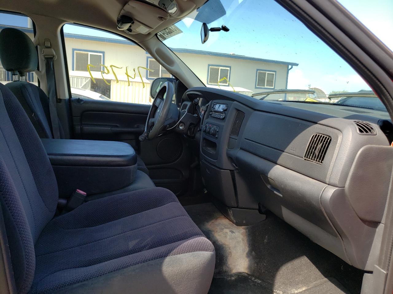 Photo 5 from auction – 2004 DODGE RAM 1500 S with VIN 1D7HA18D24J255476