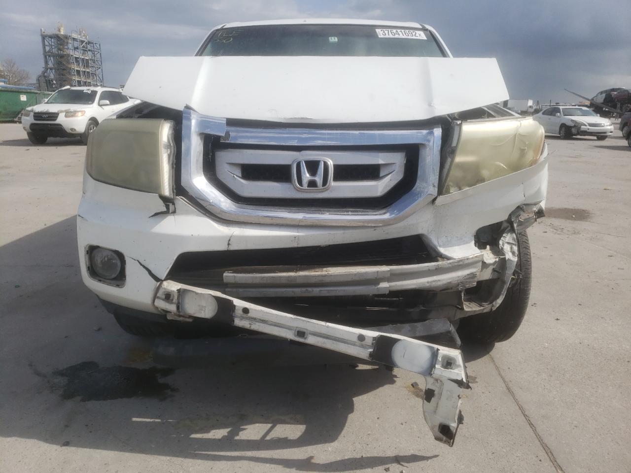 Photo 9 from auction – 2011 HONDA PILOT EXL with VIN 5FNYF3H50BB010051