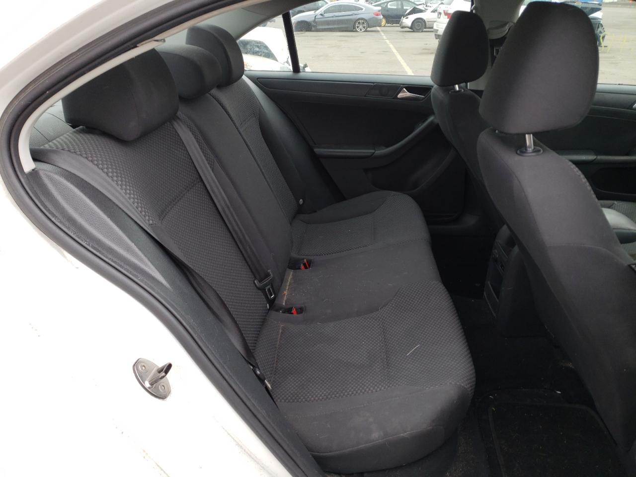 Photo 6 from auction – 2013 VOLKSWAGEN JETTA BASE with VIN 3VW2K7AJ1DM253346