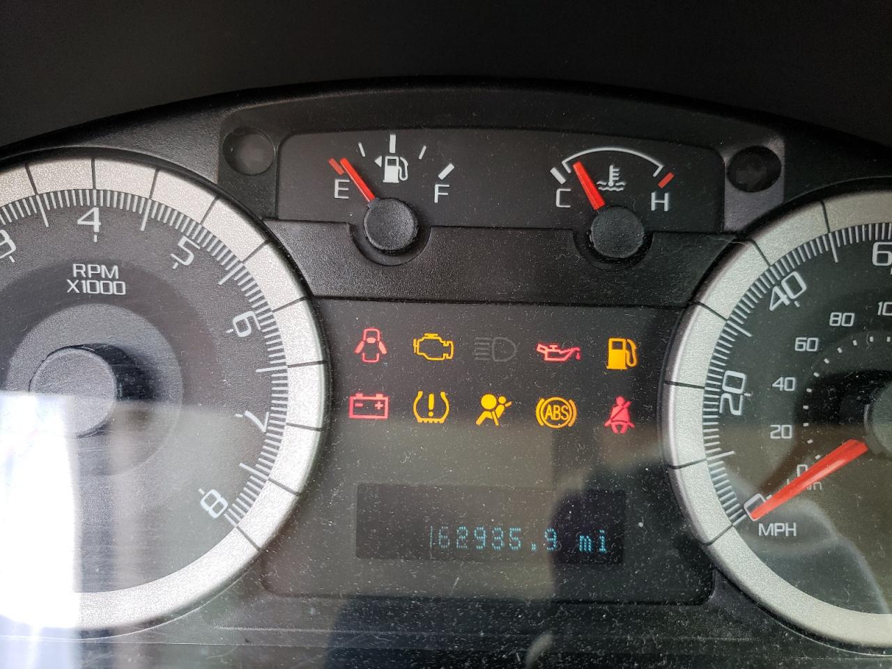 Photo 8 from auction – 2009 FORD ESCAPE XLT with VIN 1FMCU93759KA88488