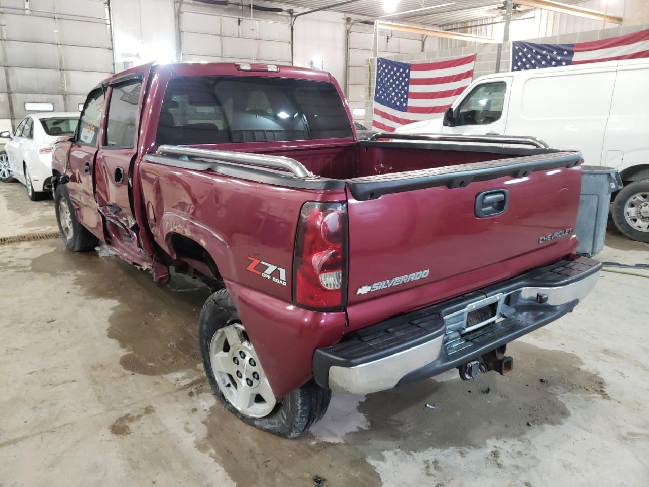 Photo 3 from auction – 2004 CHEVROLET SILVERADO with VIN 2GCEK13T841392439