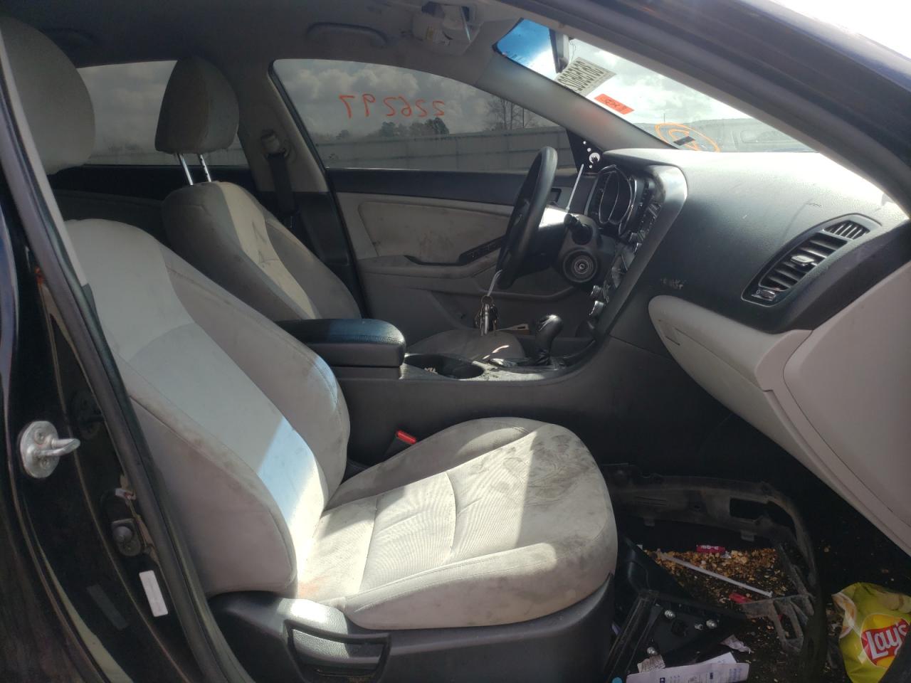 Photo 5 from auction – 2012 KIA OPTIMA LX with VIN 5XXGM4A77CG056705