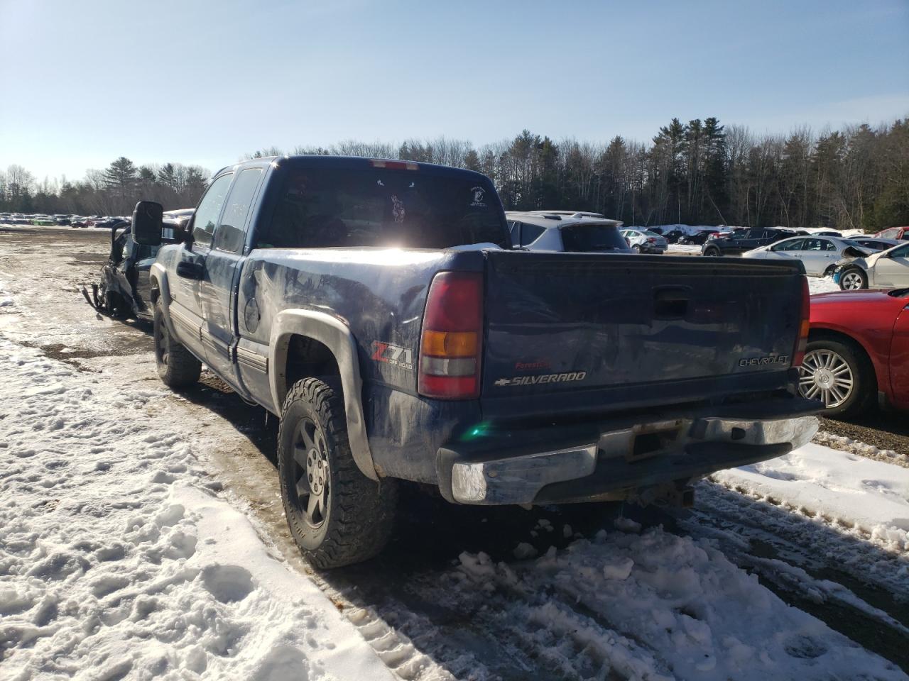 Photo 3 from auction – 2002 CHEVROLET SILVERADO with VIN 2GCEK19T521256807