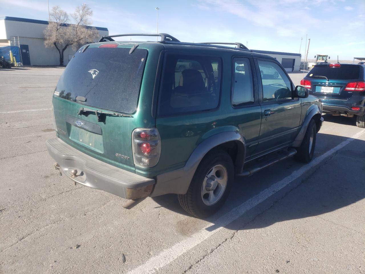 Photo 4 from auction – 1999 FORD EXPLORER with VIN 1FMYU24EXXUB30097