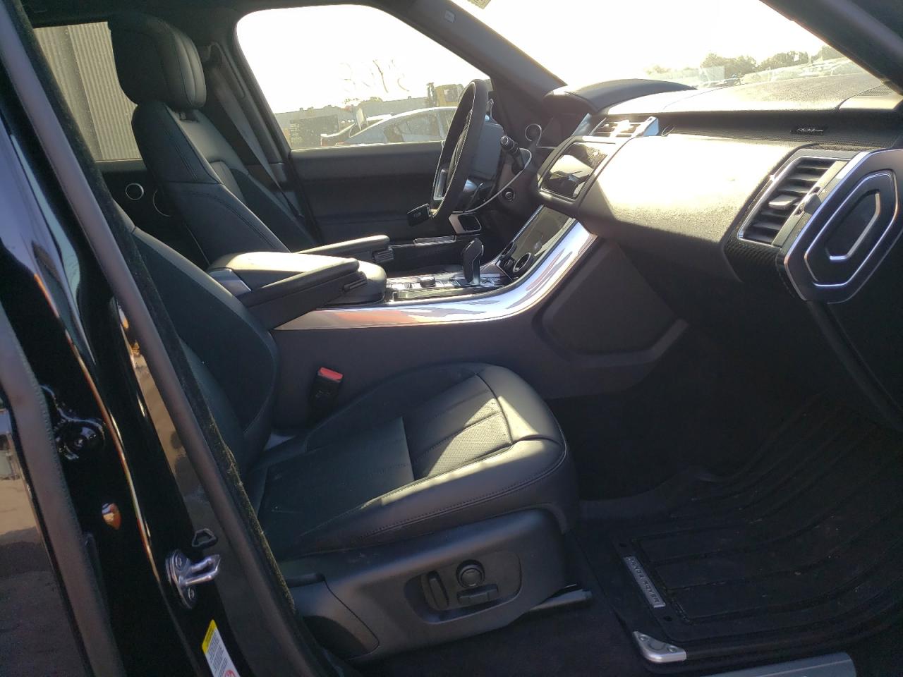 Photo 5 from auction – 2022 LAND ROVER RANGE ROVE with VIN SALWS2RU8NA202780