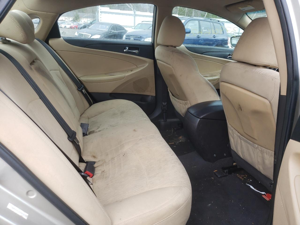 Photo 5 from auction – 2011 HYUNDAI SONATA GLS with VIN 5NPEB4AC7BH115197