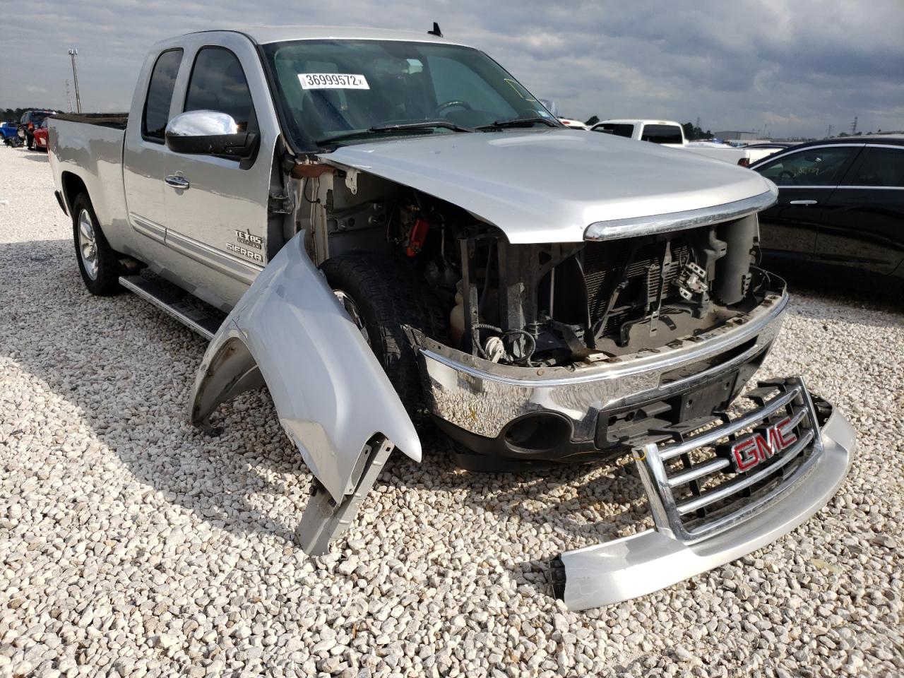 GMC SIERRA C15 2013 with VIN 1GTR1VE05DZ263936 - Photo from auction