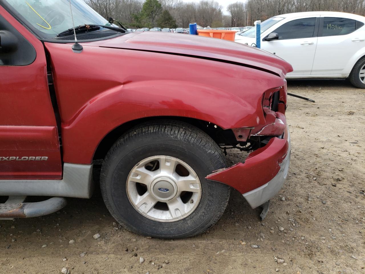 Photo 9 from auction – 2001 FORD EXPLORER S with VIN 1FMZU67E61UC78326