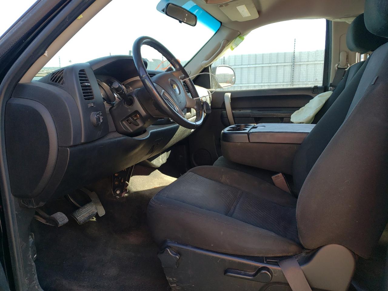 Photo 5 from auction – 2011 CHEVROLET SILVERADO with VIN 3GCPCSEA8BG227518