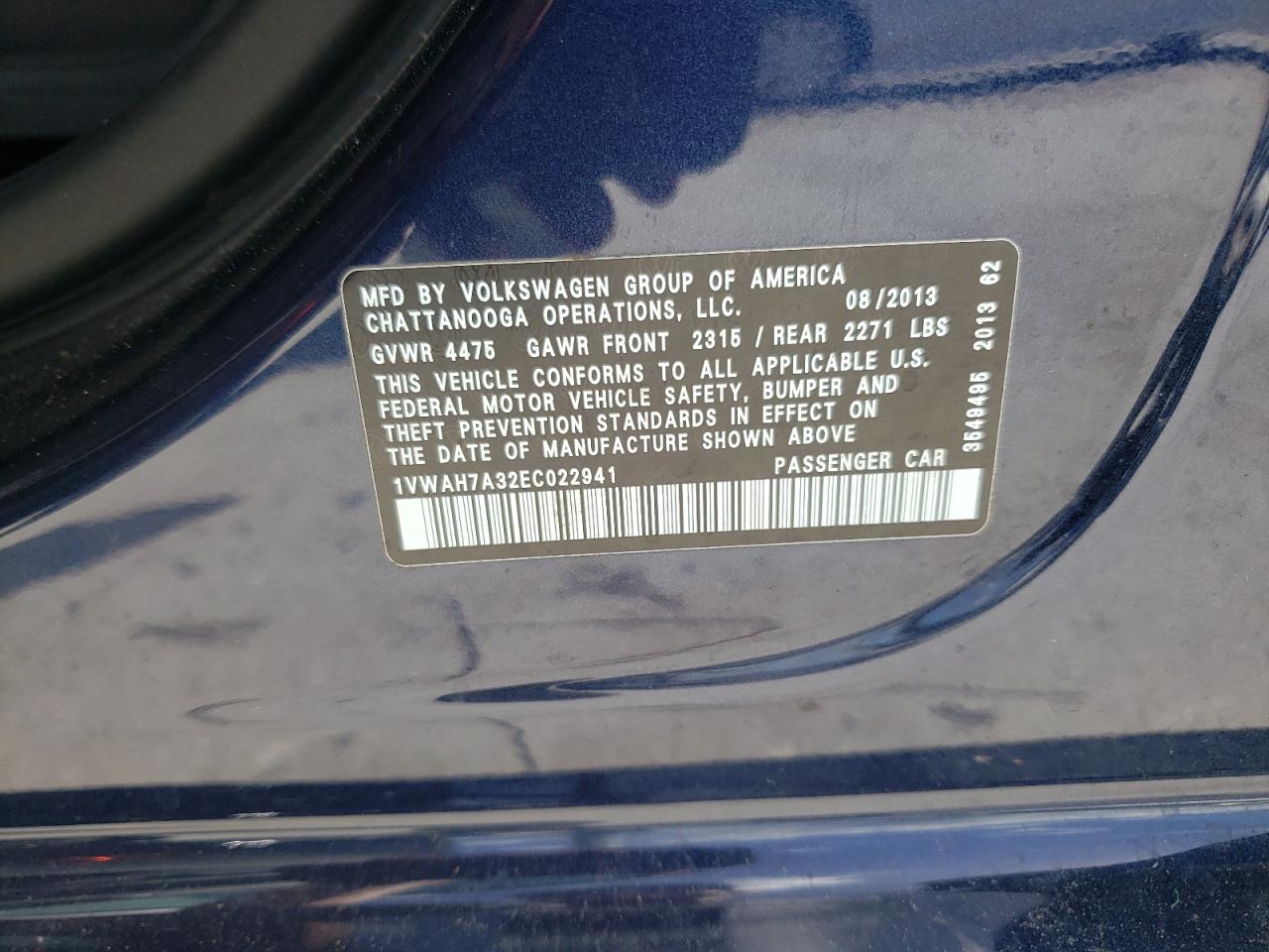 Photo 10 from auction – 2014 VOLKSWAGEN PASSAT S with VIN 1VWAH7A32EC022941