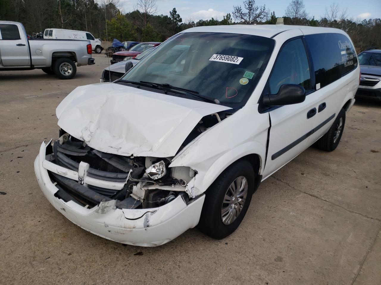 Photo 2 from auction – 2005 DODGE GRAND CARA with VIN 1D4GP24R25B323382