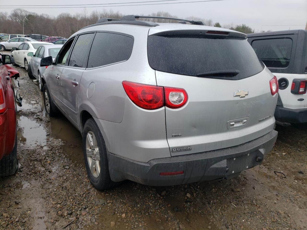 Photo 3 from auction – 2011 CHEVROLET TRAVERSE L with VIN 1GNKVGED6BJ214929