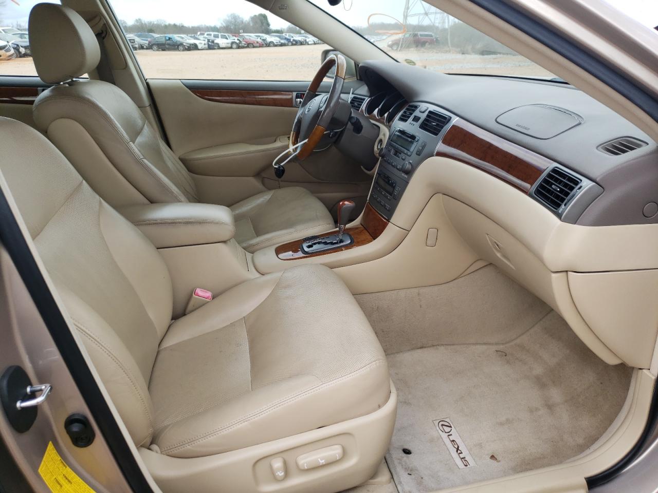 Photo 5 from auction – 2005 LEXUS ES 330 with VIN JTHBA30G455077161