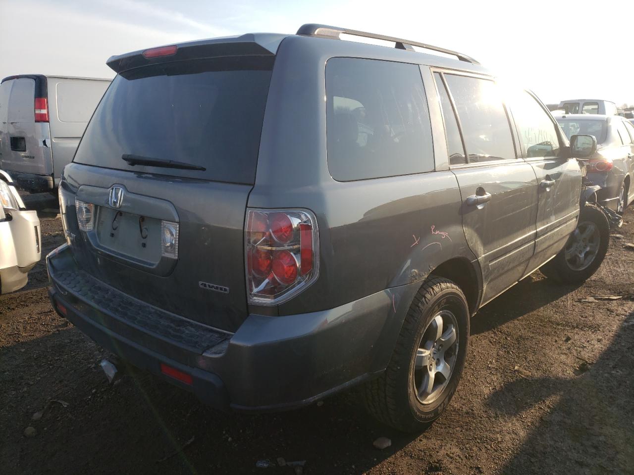 Photo 4 from auction – 2007 HONDA PILOT EXL with VIN 2HKYF18567H507733
