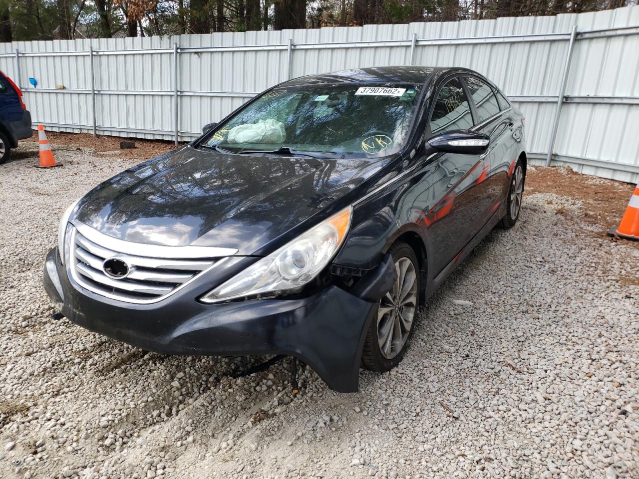 Photo 2 from auction – 2014 HYUNDAI SONATA SE with VIN 5NPEC4AC1EH880908