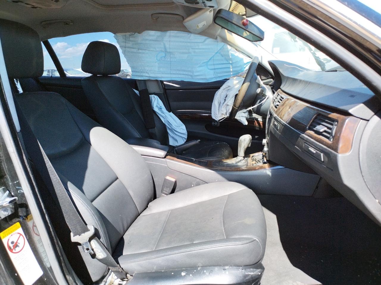 Zdjęcie 5 z aukcji – 2006 BMW 330 I z VIN WBAVB33586PS14448