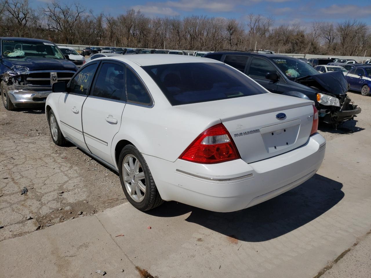 Photo 3 from auction – 2005 FORD FIVE HUNDR with VIN 1FAFP25115G185442