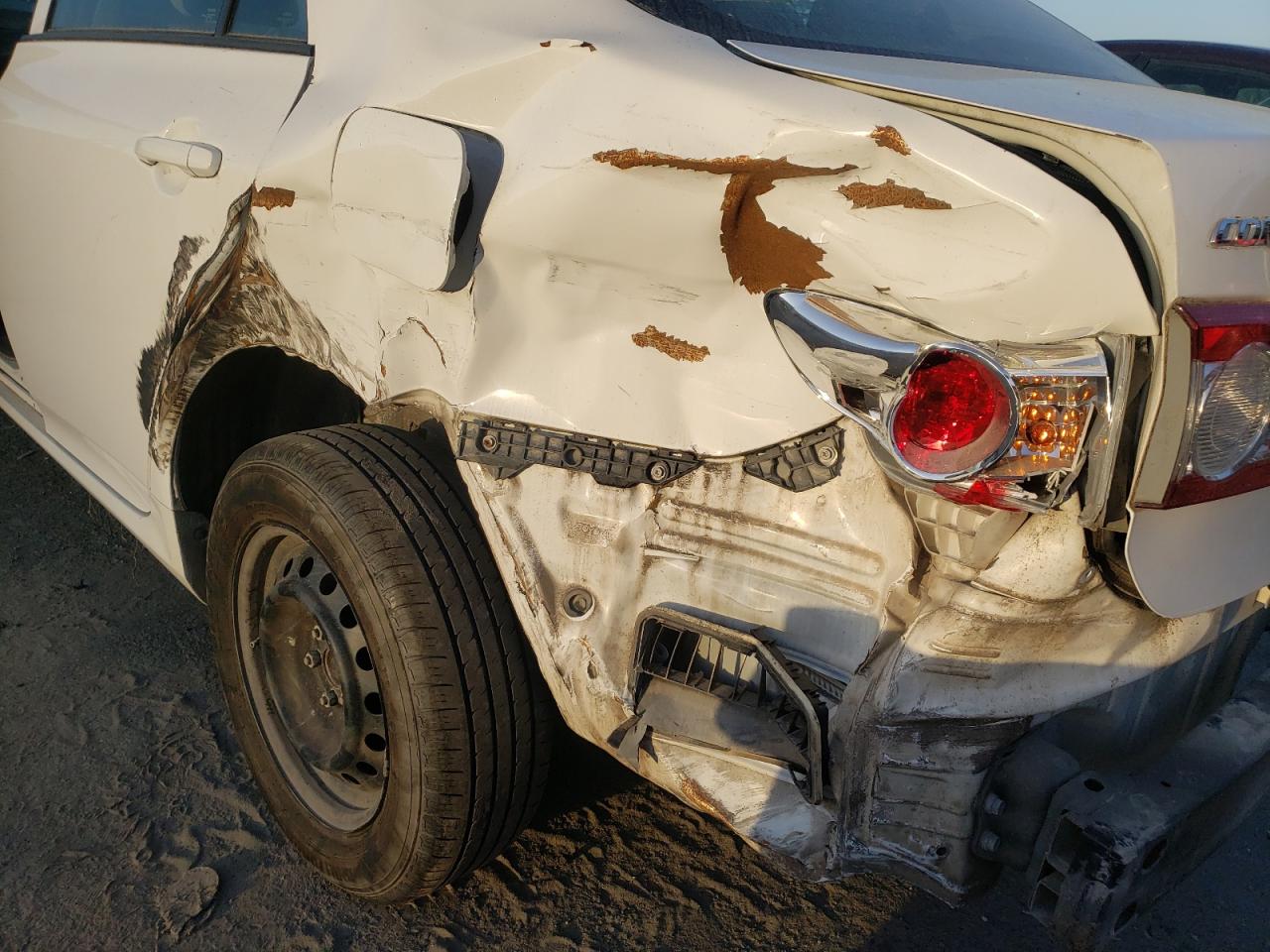 Photo 9 from auction – 2013 TOYOTA COROLLA with VIN 2T1BU4EE1DC117705