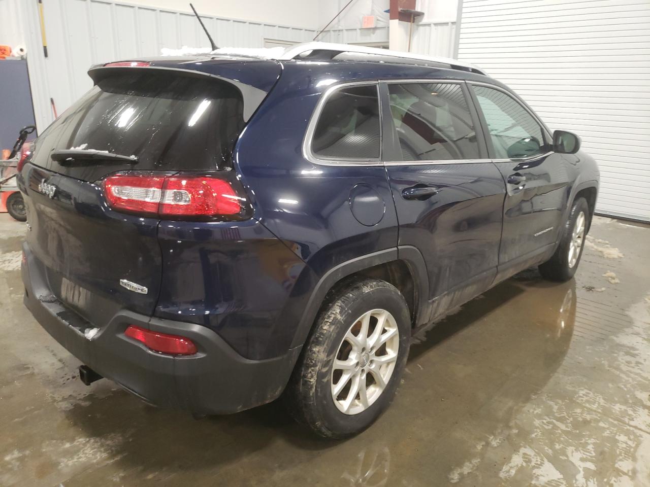 Photo 4 from auction – 2014 JEEP CHEROKEE with VIN 1C4PJMCS4EW298590