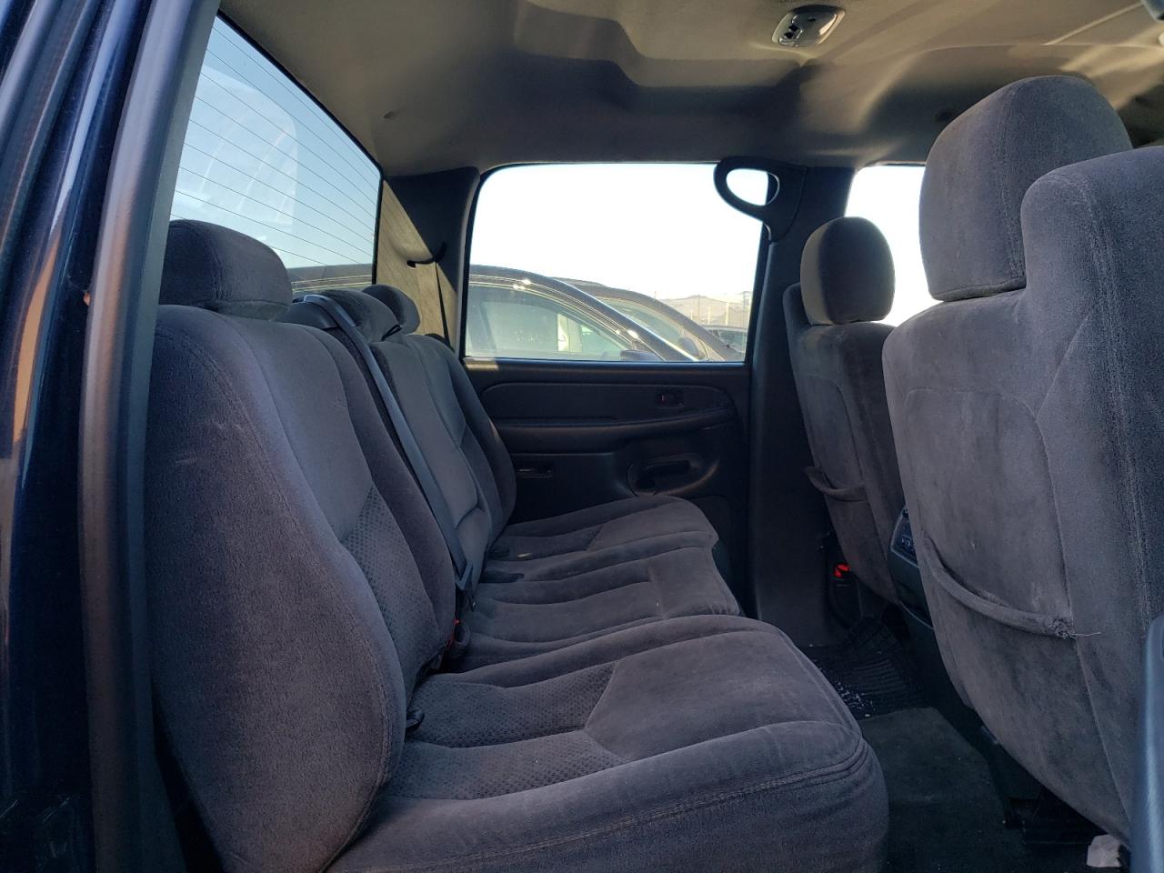 Photo 6 from auction – 2006 CHEVROLET SILVERADO with VIN 2GCEC13Z061310563