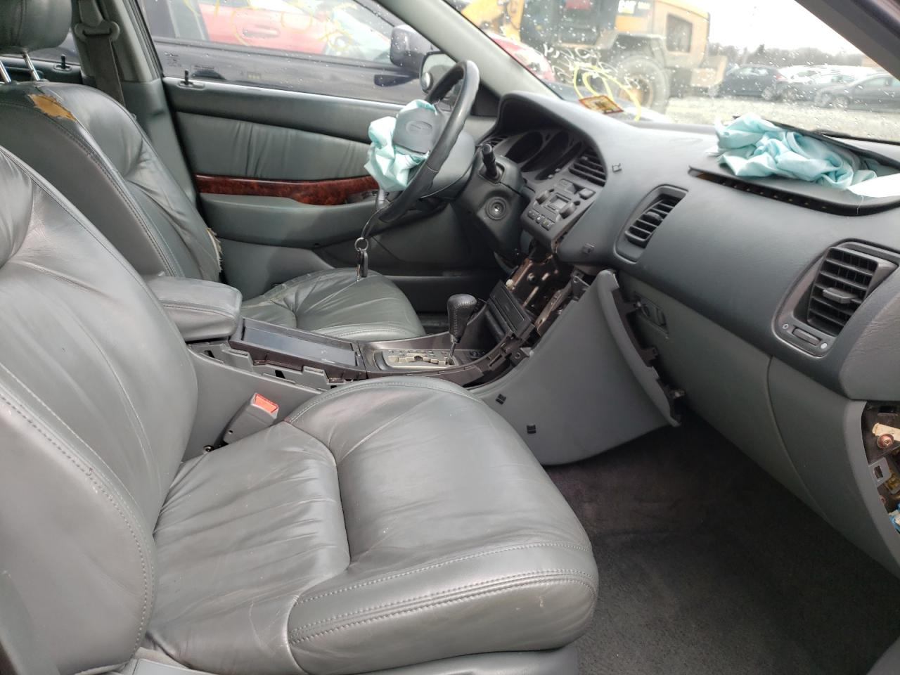 Photo 5 from auction – 2000 ACURA 3.2TL with VIN 19UUA566XYA010632