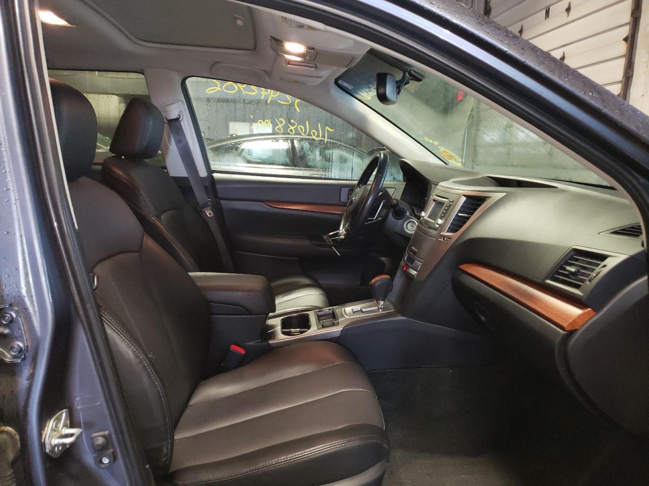 Photo 5 from auction – 2014 SUBARU OUTBACK 2. with VIN 4S4BRCLC9E3224956