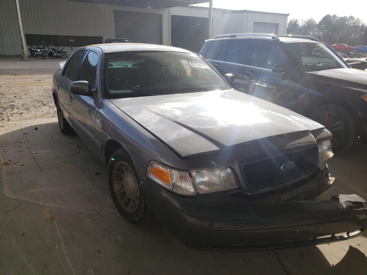 Photo 1 from auction – 1999 FORD CROWN VICT with VIN 2FAFP74W0XX229289