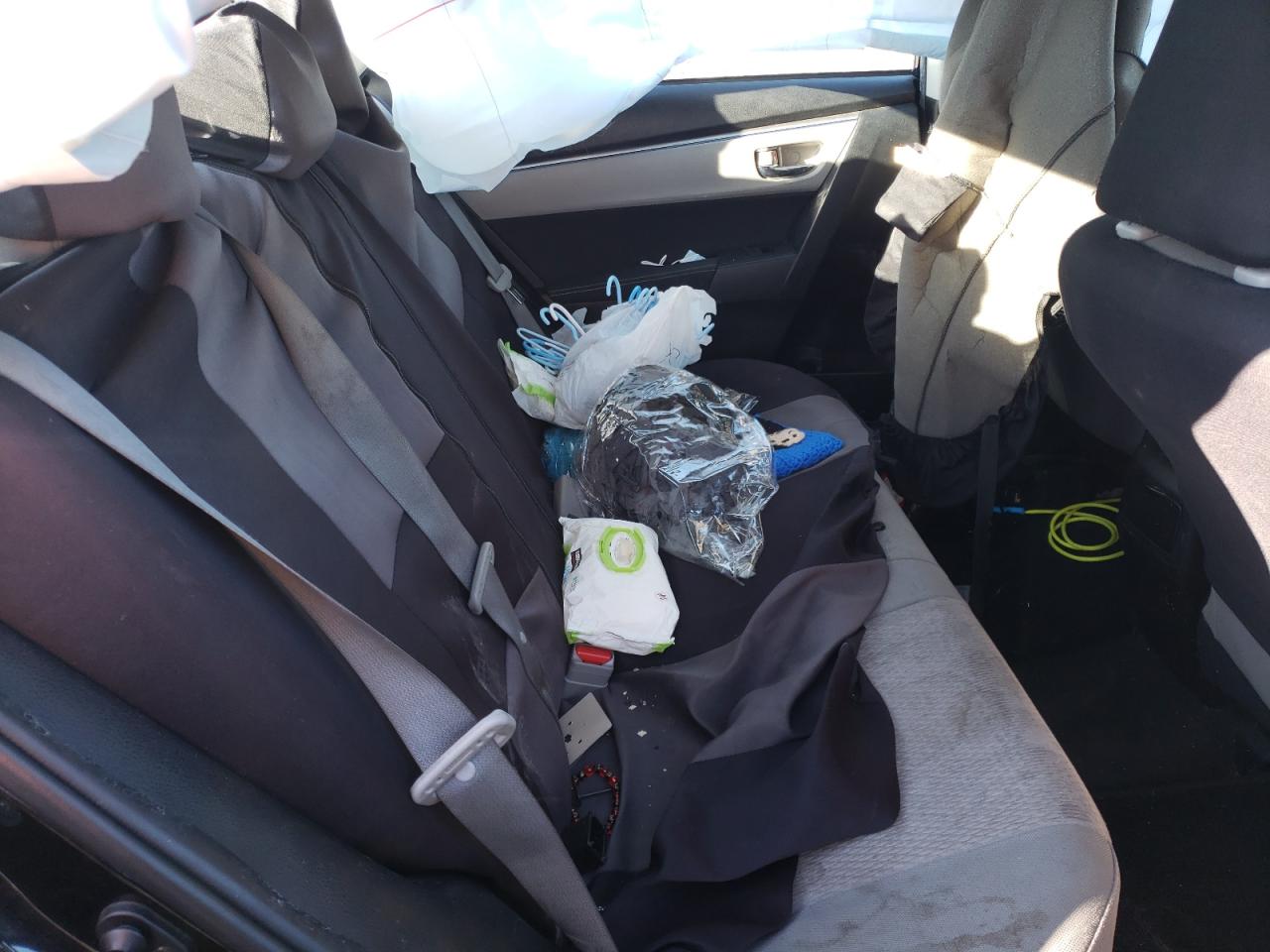 Photo 6 from auction – 2015 TOYOTA COROLLA L with VIN 5YFBURHE1FP312103