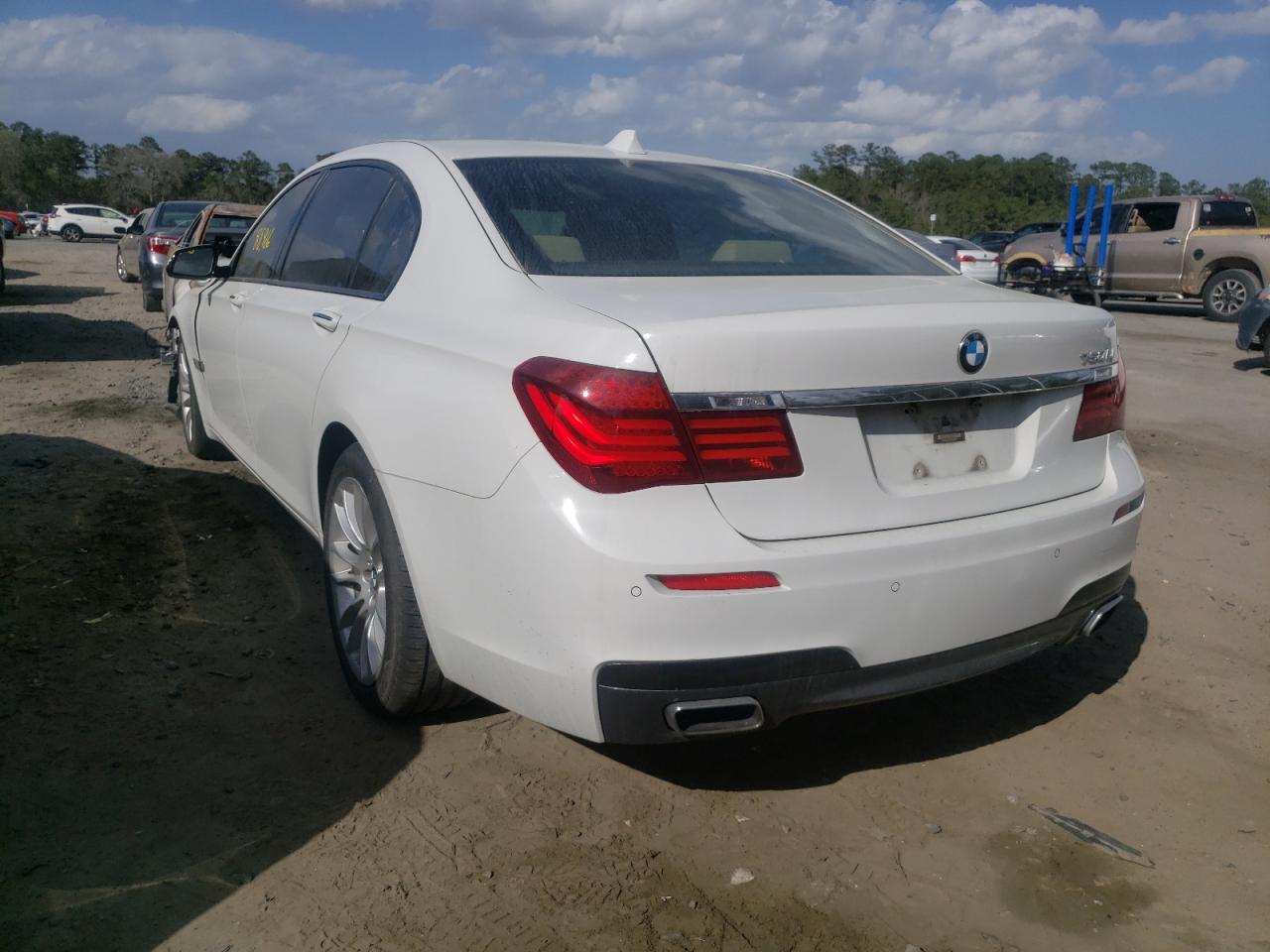 Photo 3 from auction – 2014 BMW 750 LI with VIN WBAYE8C56ED136432