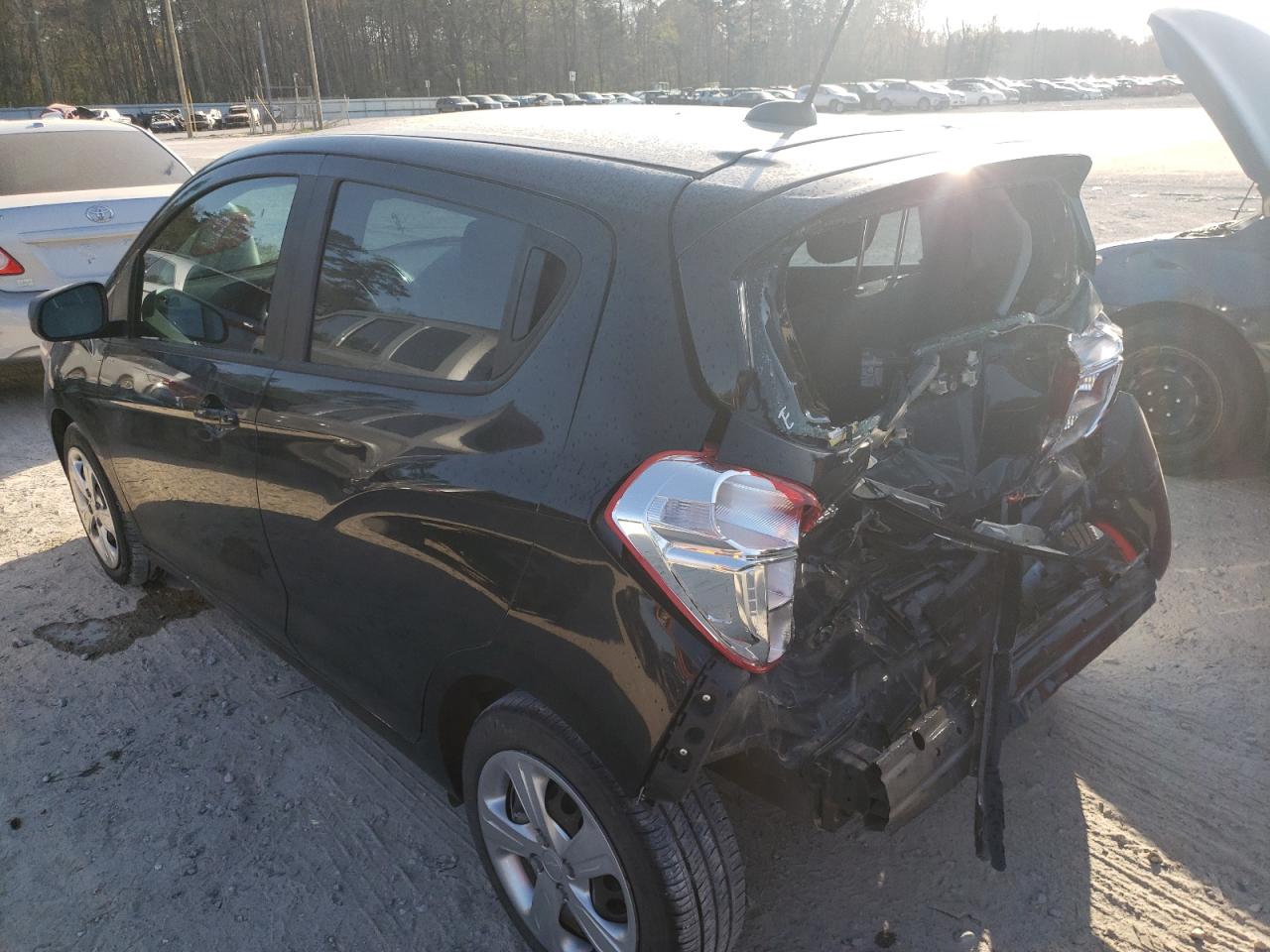 Photo 3 from auction – 2019 CHEVROLET SPARK LS with VIN KL8CB6SA6KC761836
