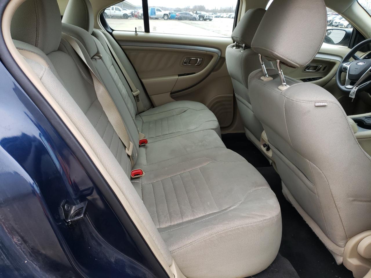 Photo 6 from auction – 2016 FORD TAURUS SE with VIN 1FAHP2D86GG119141