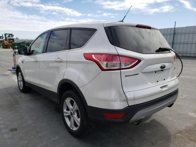 Photo 3 from auction – 2016 FORD ESCAPE SE with VIN 1FMCU9GX5GUC00573