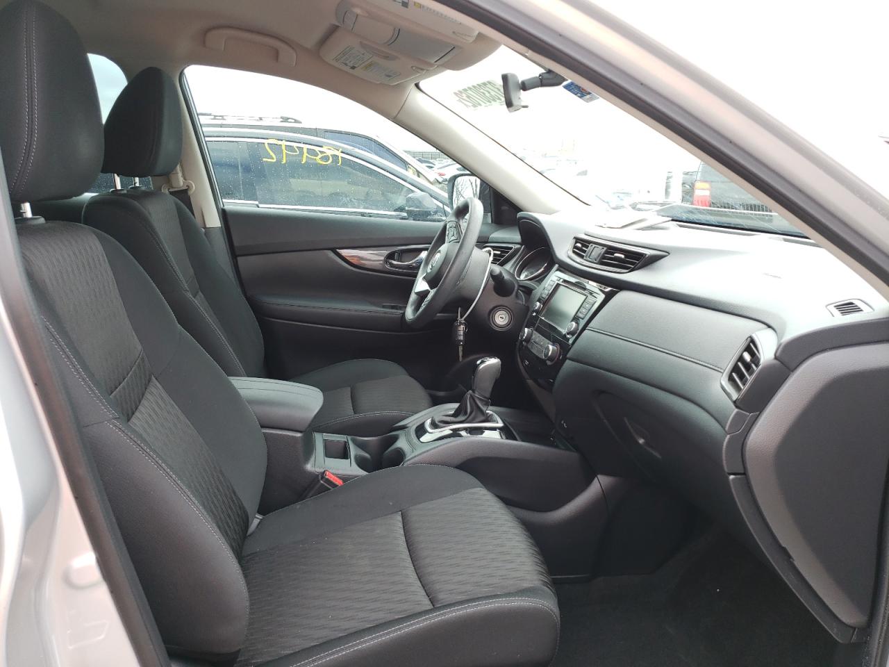 Photo 5 from auction – 2018 NISSAN ROGUE S with VIN KNMAT2MT1JP560324