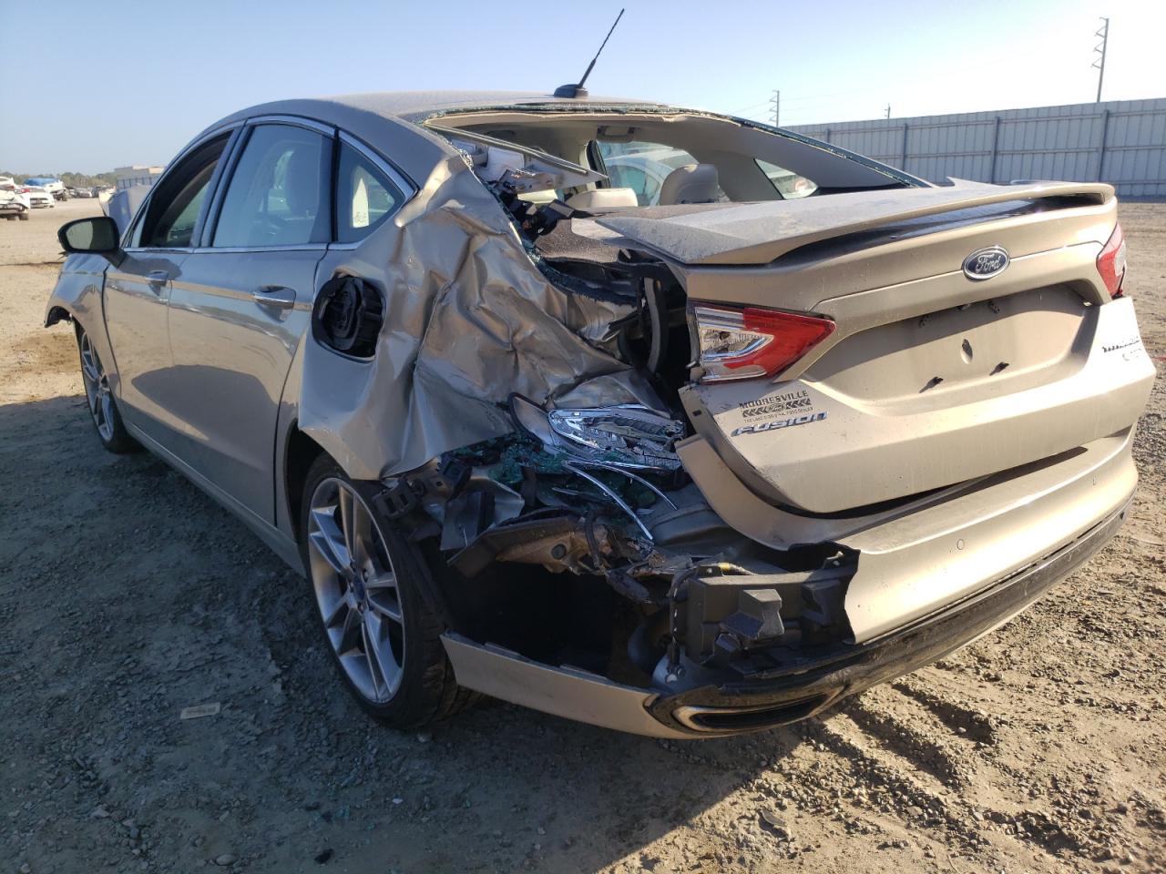Photo 3 from auction – 2015 FORD FUSION TIT with VIN 3FA6P0K91FR219002