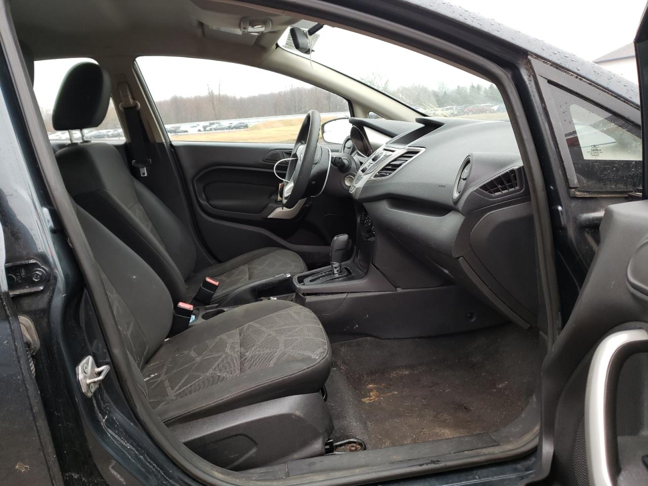 Photo 5 from auction – 2011 FORD FIESTA SE with VIN 3FADP4EJ0BM219102