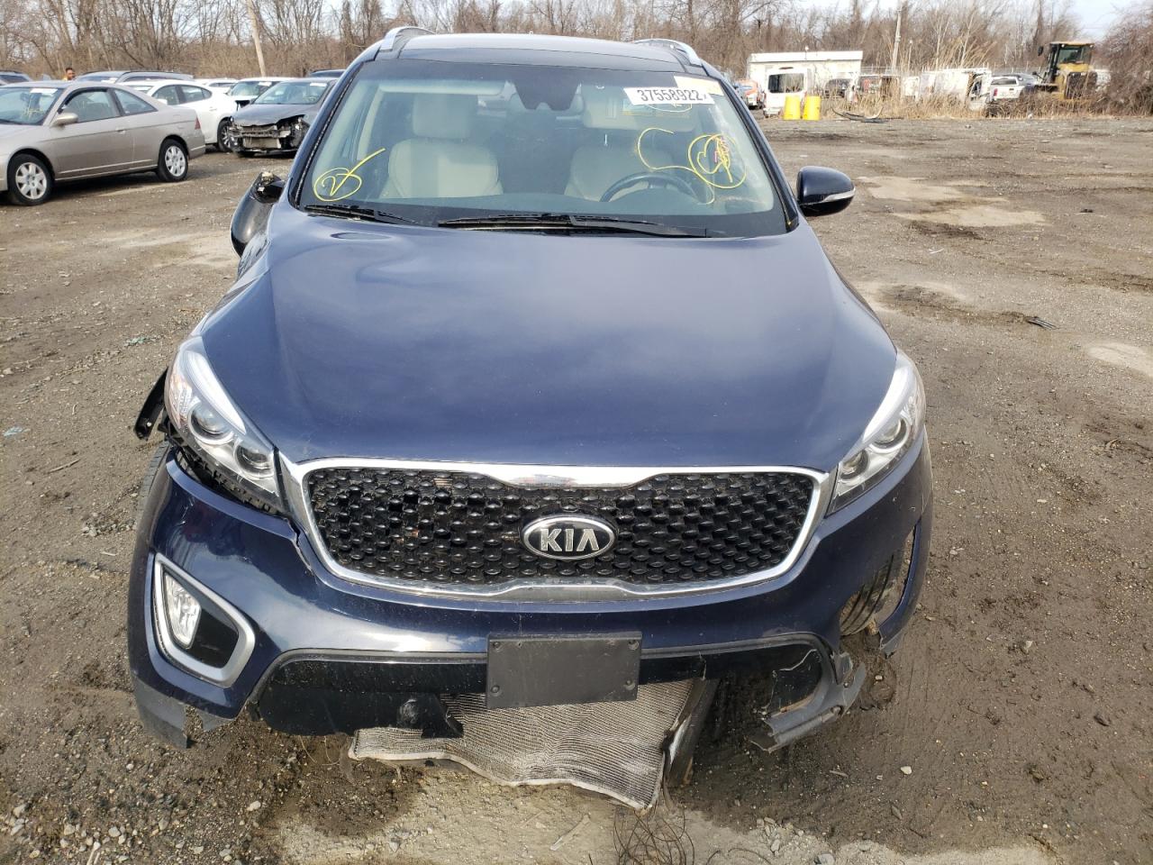 Photo 9 from auction – 2017 KIA SORENTO EX with VIN 5XYPHDA58HG229895
