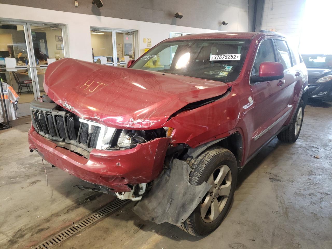Photo 2 from auction – 2011 JEEP GRAND CHER with VIN 1J4RR4GT3BC523450