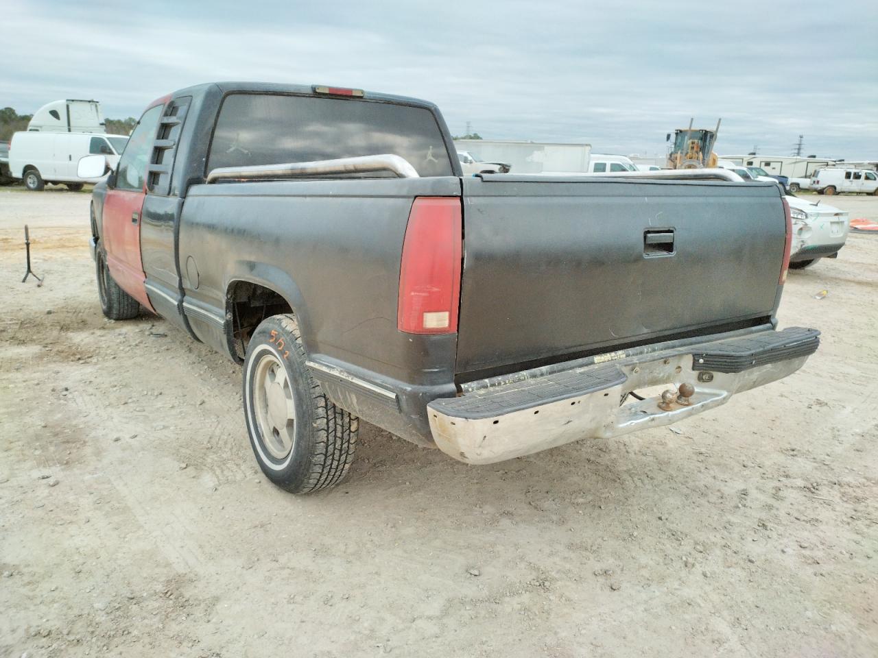 Photo 3 from auction – 1994 CHEVROLET GMT-400 C1 with VIN 1GCEC19K6RE230665