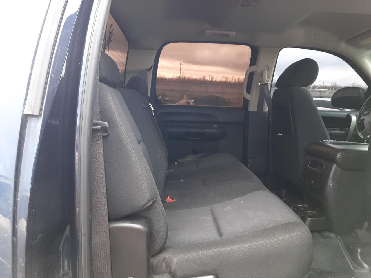 Photo 6 from auction – 2011 CHEVROLET SILVERADO with VIN 3GCPKSE32BG288657