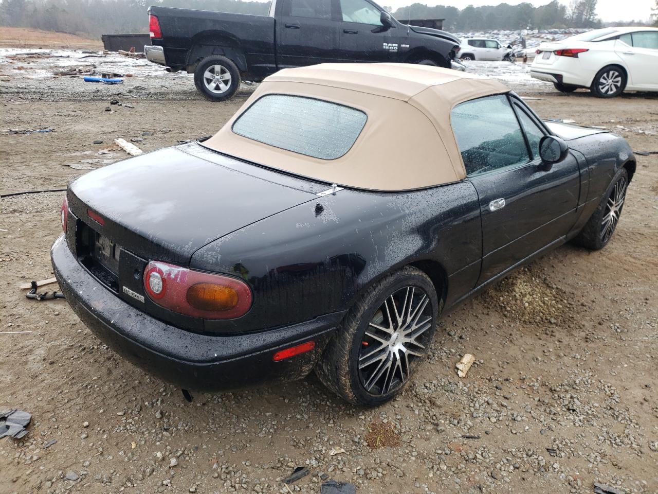 Photo 4 from auction – 1995 MAZDA MX-5 MIATA with VIN JM1NA3536S0603142