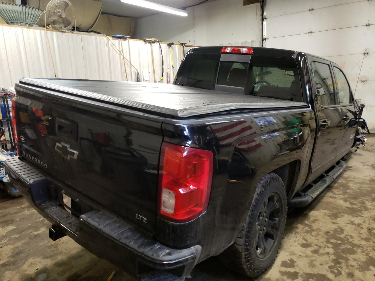 Photo 4 from auction – 2018 CHEVROLET SILVERADO with VIN 3GCUKSEC2JG172246