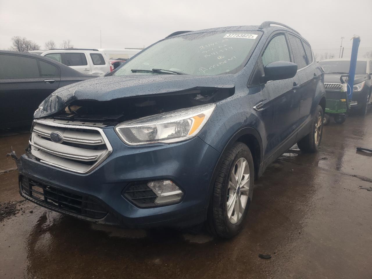 Photo 2 from auction – 2018 FORD ESCAPE SE with VIN 1FMCU9GD2JUB41334