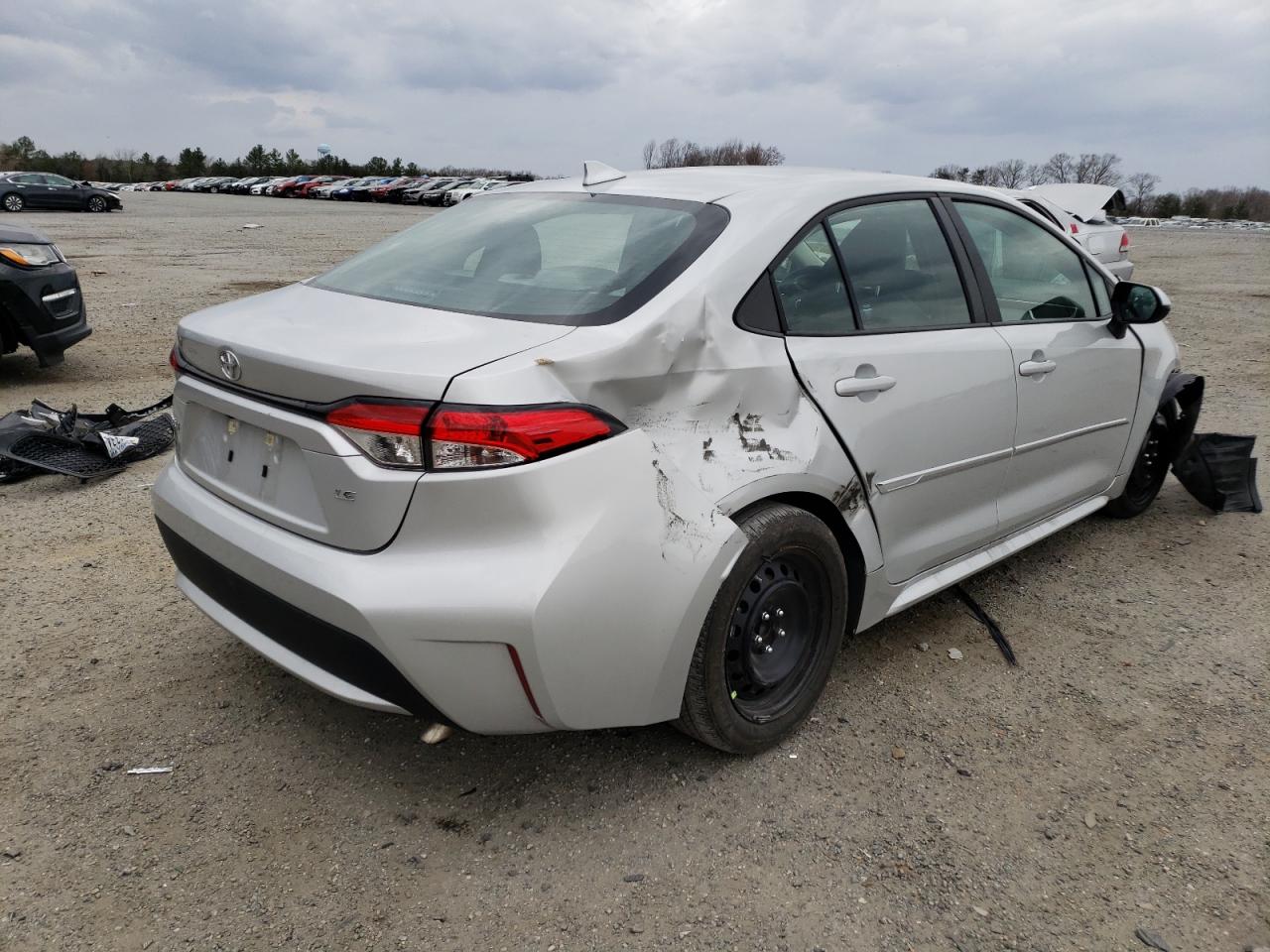 Photo 4 from auction – 2022 TOYOTA COROLLA LE with VIN 5YFEPMAE6NP292432