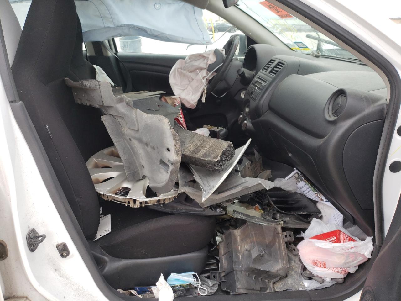 Photo 5 from auction – 2012 NISSAN VERSA S with VIN 3N1CN7AP9CL918469